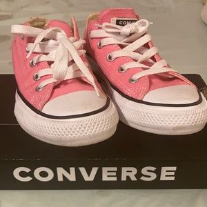 Pink converse